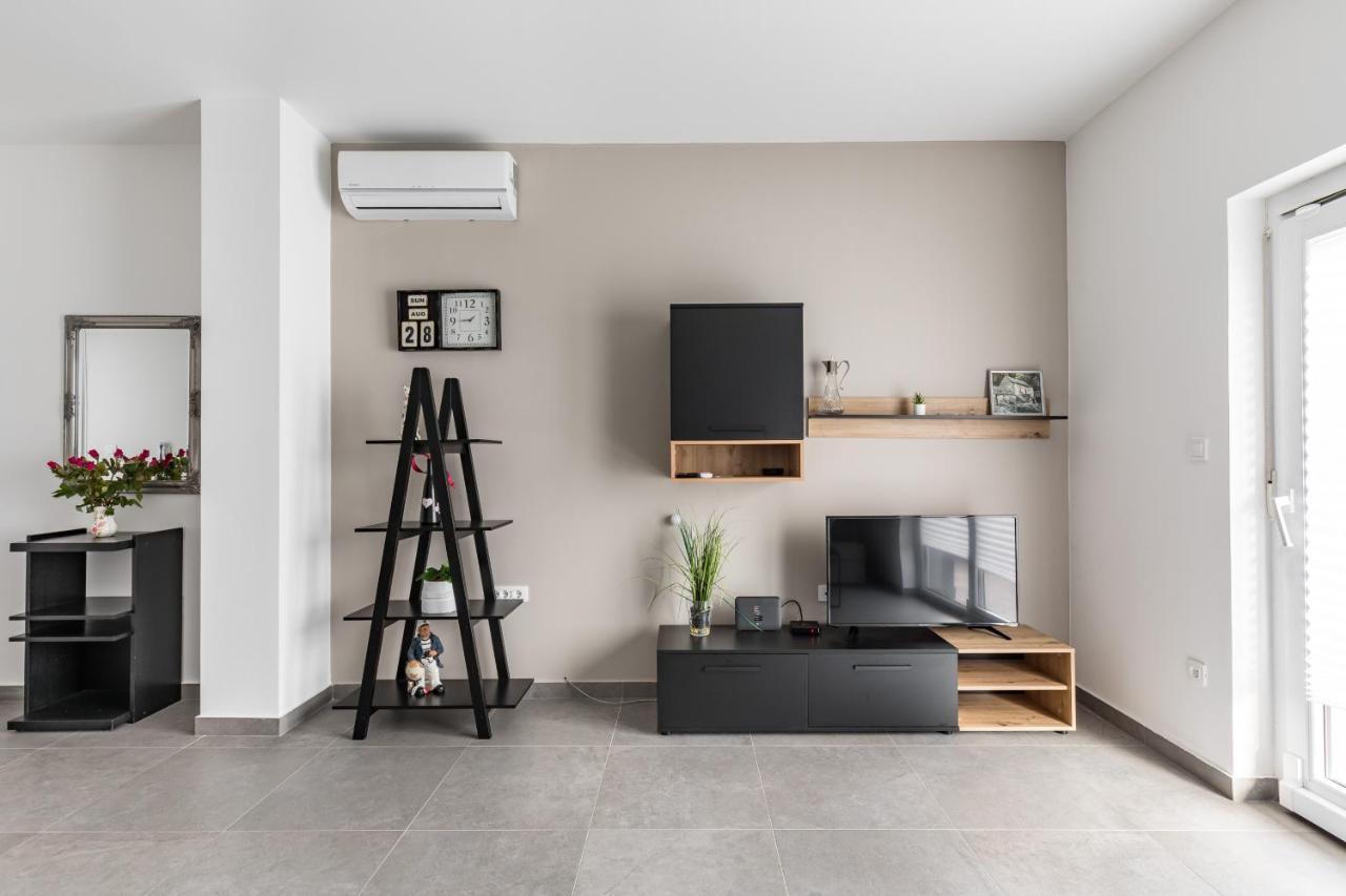 Apartments Villa Salona Sky Экстерьер фото